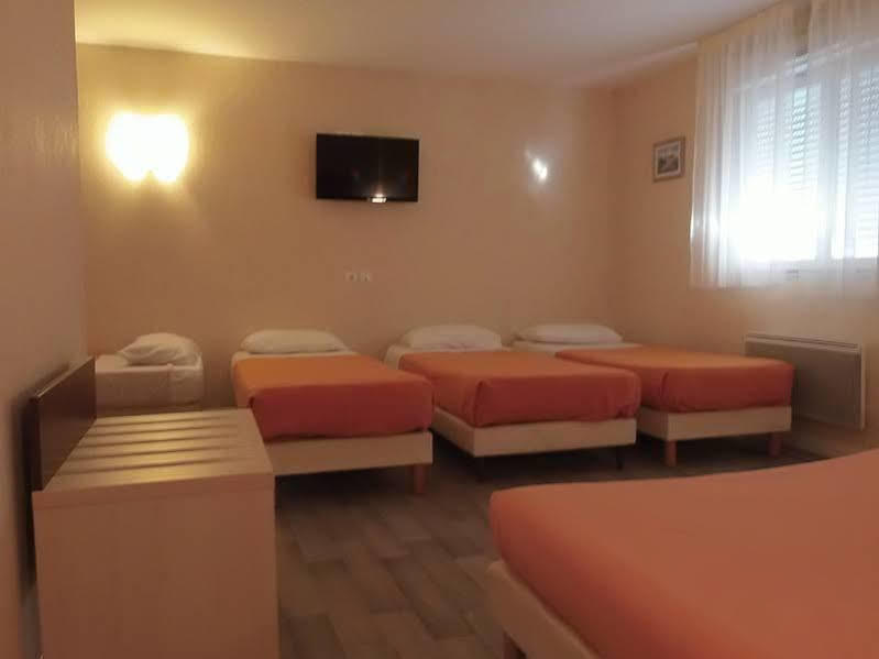 Hotel Azur Saint Junien Cit'Hotel 외부 사진